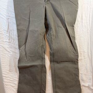 Patagonia Grey Jeans – Office-Approved, Trail-Curious, Quietly Overqualified